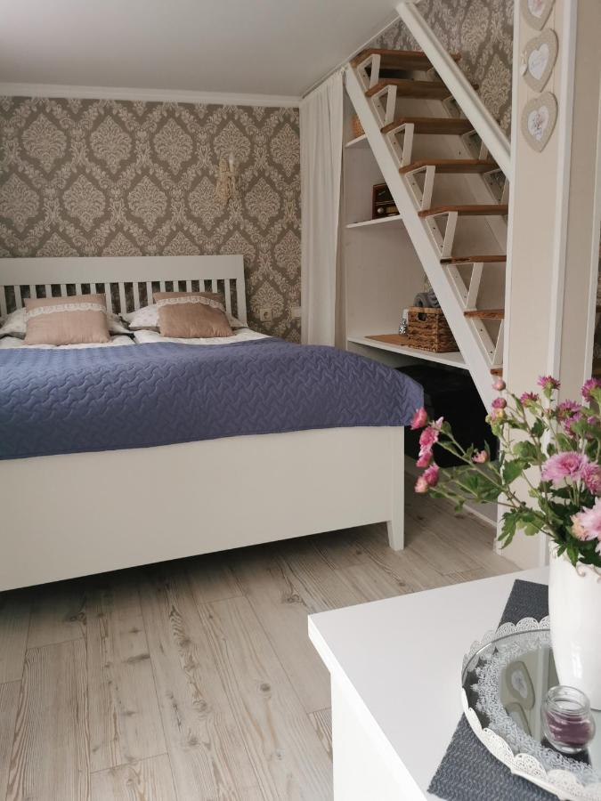 Sapni Villa Kolka Exteriör bild
